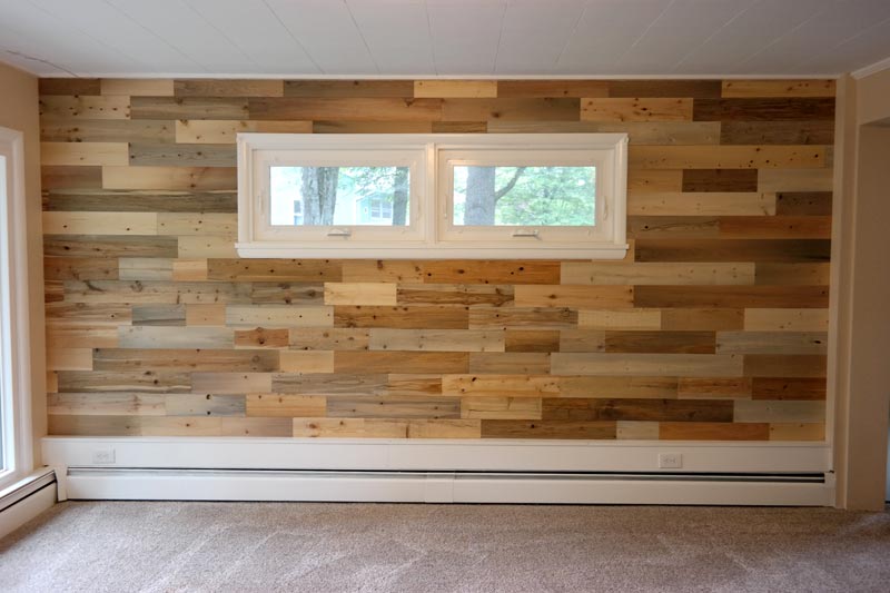 Our Reclaimed Wood Living Room Wall Revealed! Akron Ohio Moms