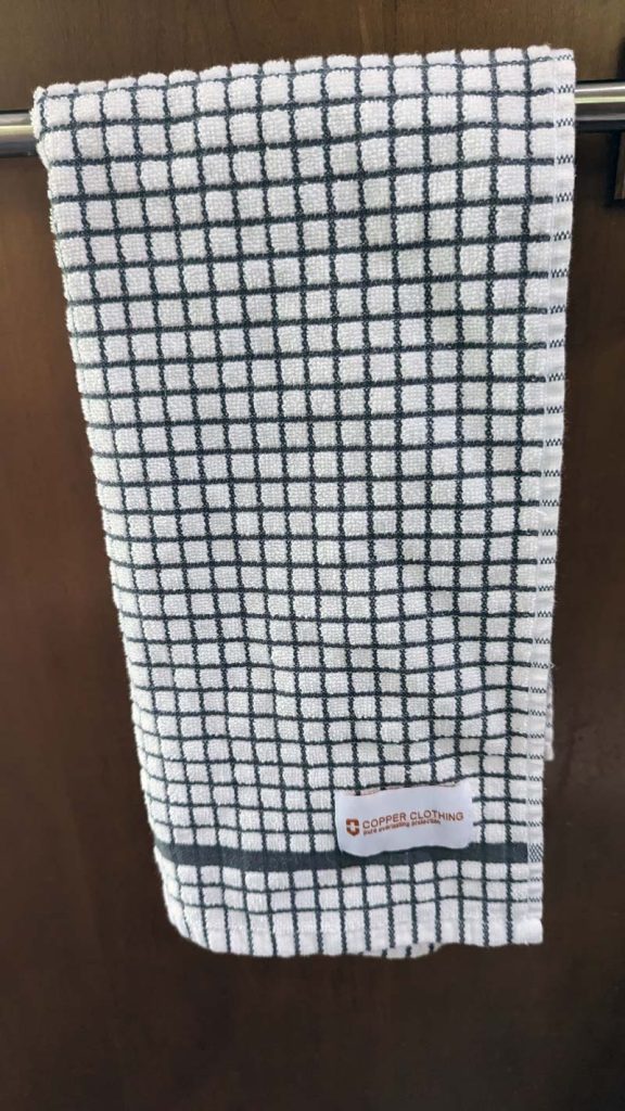 https://akronohiomoms.s3-accelerate.amazonaws.com/2023/09/Copper-Clothing-kitchen-Towels-Review-home-576x1024.jpg