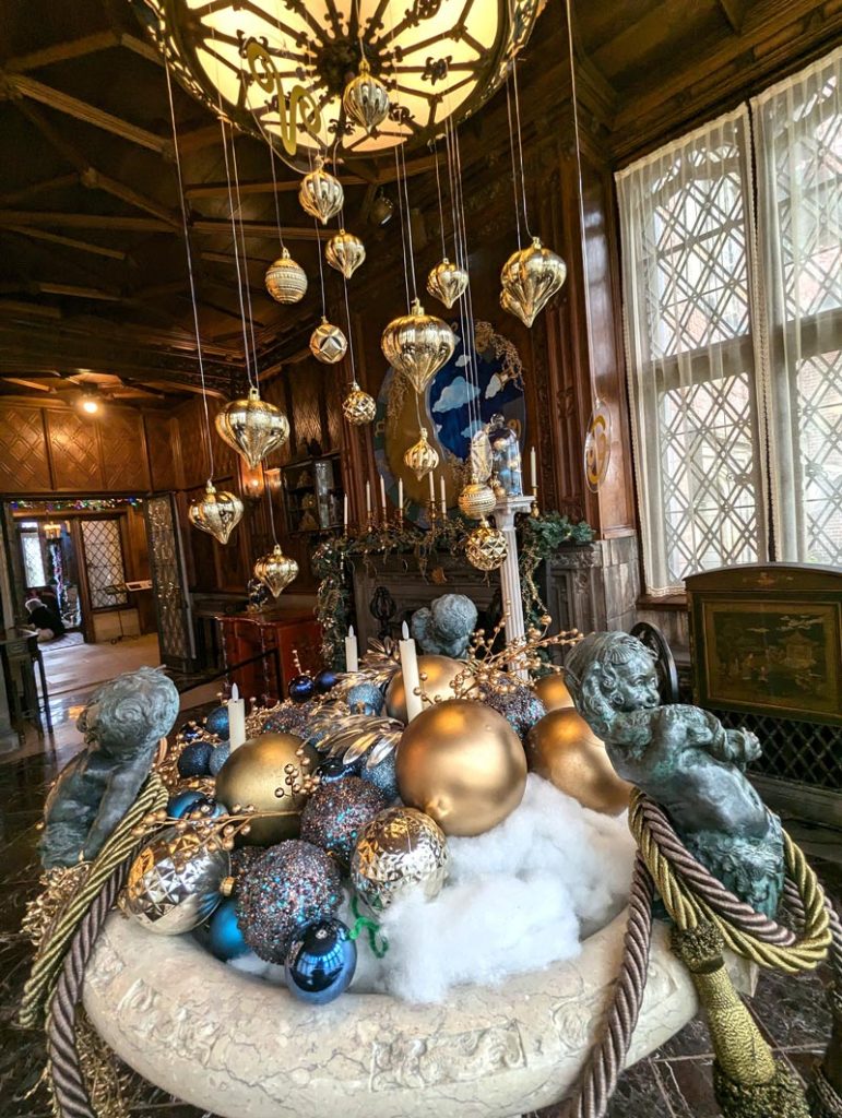 Stan-Hywet-Deck-the-Hall-2024-Manor-House-