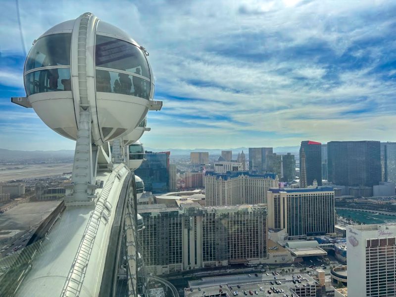 High-Roller-Ferris-Wheel-Best-Las-Vegas-Photo-Op-Las-Vegas-Zipline