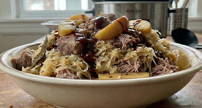 Slow Cooker Pork and Sauerkraut
