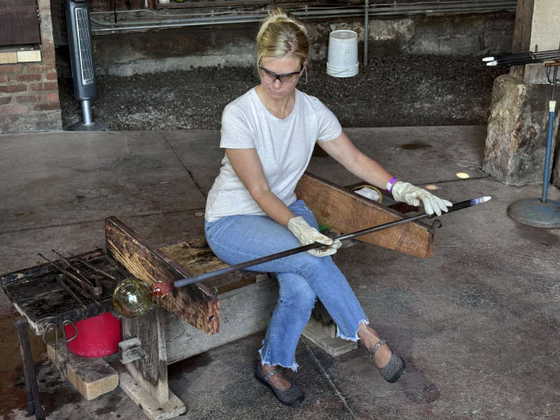 Glassblowing class in Akron Ohio Hale Farm Village
