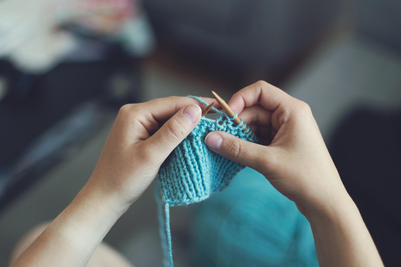 knitting knit